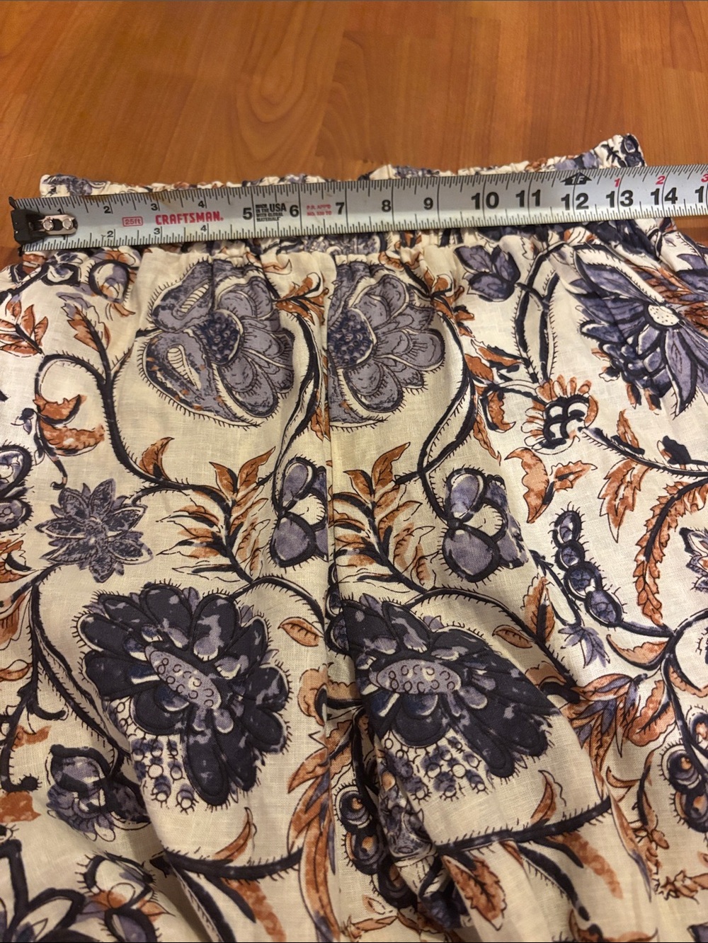 Nicole Miller Cream Wide-Leg Pants with Purple and Brown Floral Pattern - Picture 5 of 7